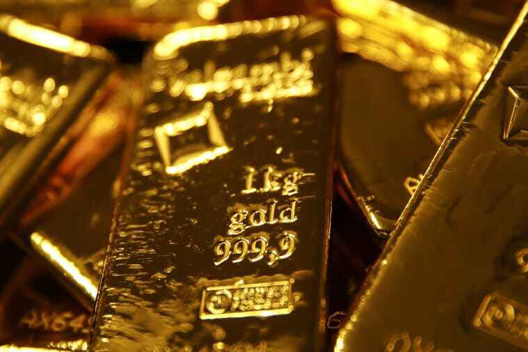 قیمت جهانی طلا با چشم‌انداز بسته مالی محدود آمریکا افت کرد